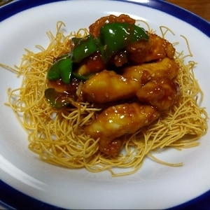 鶏むね肉がフワッフワ☆食欲増進ピリ辛丼☆